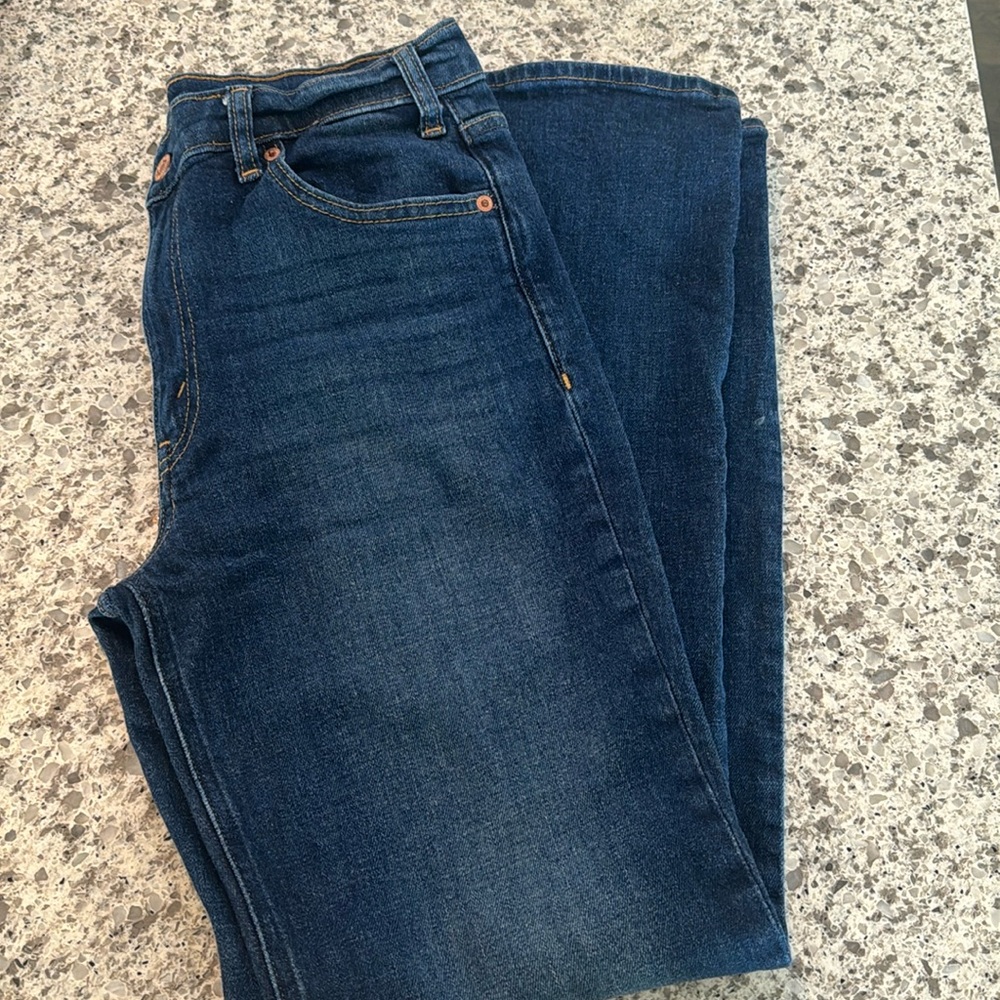 GAP 90s loose flare mid rise 8/29. - Picture 5 of 8